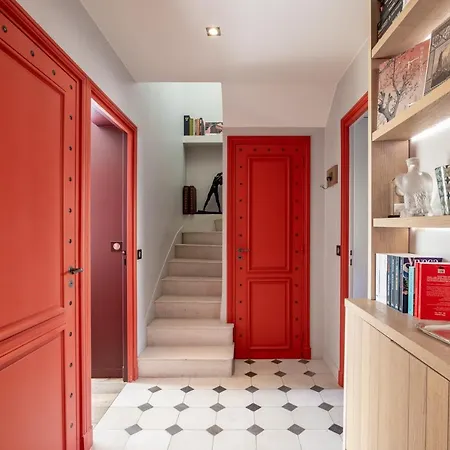 Apartment Veeve - Floating Over Paris